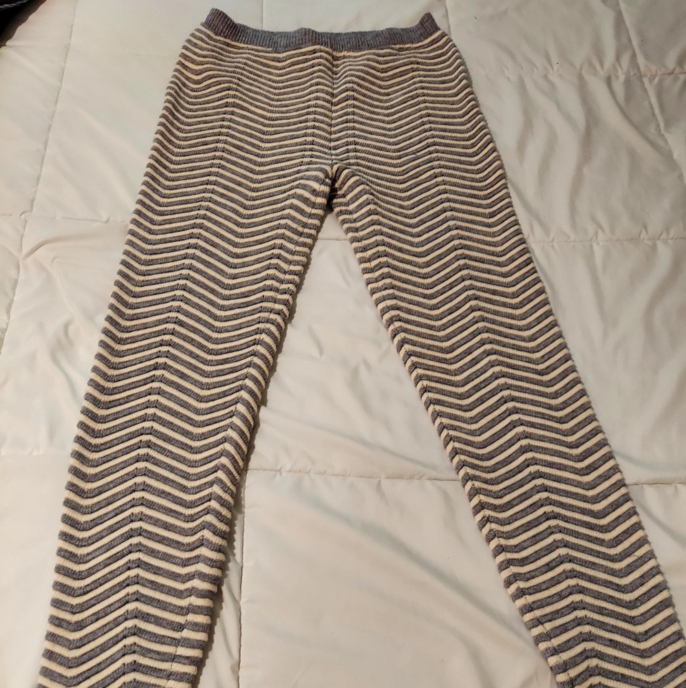 Pretty Little Things, Chevron Patterned Knit Pants,  Womens Large